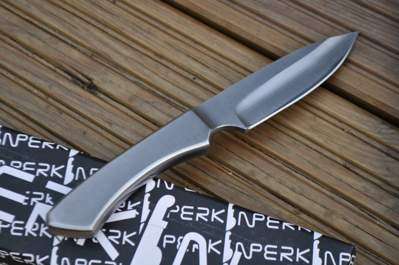 01 Carbon Steel Blade Hunting Knife with Leather Sheath